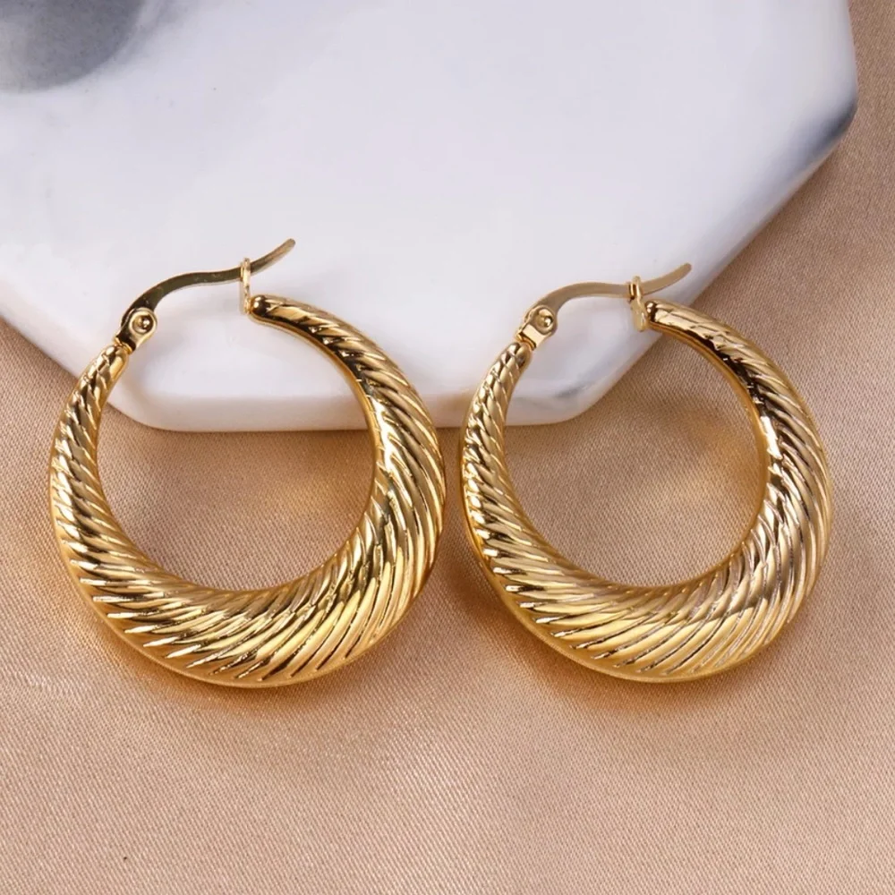 40mm GOLD PLATED HOOP EARRINGS - Picture 1 of 3
